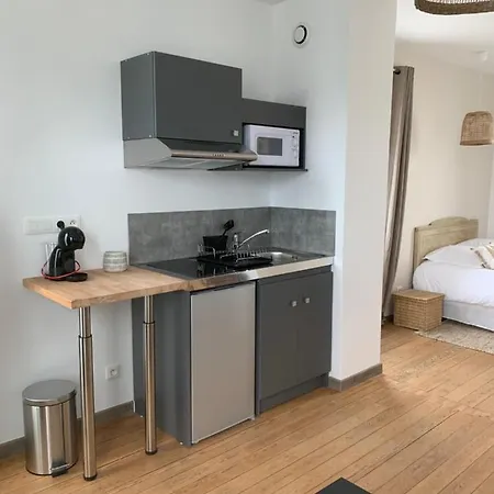Apartamento Les Jardins Avec Terrasse Amiens Exterior foto